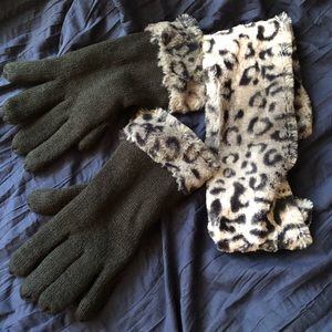 Beautiful Snow Leopard Headband and Gloves.